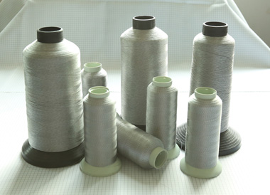 Anti-static sewing thread